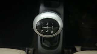 Used 2018 Maruti Suzuki Wagon R 1.0 [2010-2019] VXi Petrol Manual interior GEAR  KNOB VIEW