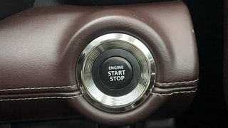 Used 2023 Maruti Suzuki Grand Vitara Alpha Smart Hybrid Petrol Manual top_features Keyless start