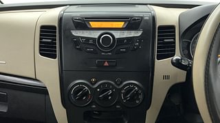 Used 2018 Maruti Suzuki Wagon R 1.0 [2010-2019] VXi Petrol Manual interior MUSIC SYSTEM & AC CONTROL VIEW