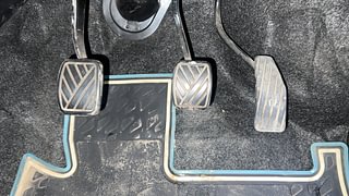 Used 2014 Maruti Suzuki Wagon R 1.0 [2010-2019] VXi Petrol Manual interior PEDALS VIEW