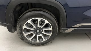 Used 2023 Maruti Suzuki Grand Vitara Zeta Smart Hybrid Petrol Manual tyres RIGHT REAR TYRE RIM VIEW
