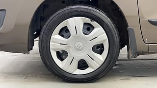 Used 2014 Maruti Suzuki Wagon R 1.0 [2010-2019] VXi Petrol Manual tyres LEFT FRONT TYRE RIM VIEW