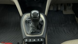 Used 2019 Hyundai New Santro 1.1 Sportz CNG Petrol+cng Manual interior GEAR  KNOB VIEW