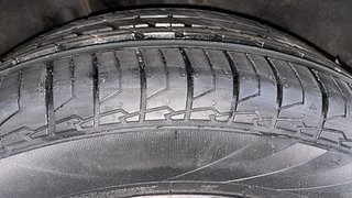 Used 2023 Hyundai Venue SX 1.5 CRDi Diesel Manual tyres RIGHT REAR TYRE TREAD VIEW
