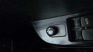 Used 2018 Maruti Suzuki Wagon R 1.0 [2010-2019] VXi Petrol Manual top_features Adjustable ORVM