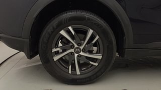 Used 2022 Mahindra XUV700 AX 5 Petrol AT 5 STR Petrol Automatic tyres RIGHT REAR TYRE RIM VIEW