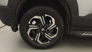Used 2022 Maruti Suzuki Brezza ZXI Plus AT Dual Tone Petrol Automatic tyres RIGHT REAR TYRE RIM VIEW