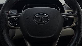 Used 2015 Tata Zest [2014-2019] XT Petrol Petrol Manual top_features Airbags