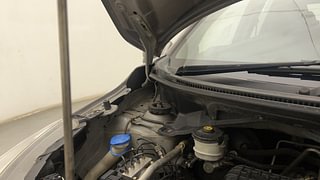 Used 2016 Honda BR-V V Petrol Petrol Manual engine ENGINE RIGHT SIDE HINGE & APRON VIEW