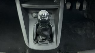 Used 2018 Ford Figo Titanium1.5 TDCi Diesel Manual interior GEAR  KNOB VIEW
