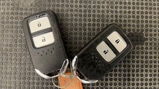 Used 2016 Honda BR-V V Petrol Petrol Manual extra CAR KEY VIEW