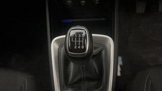 Used 2020 Hyundai Venue SX 1.0  Turbo Petrol Manual interior GEAR  KNOB VIEW