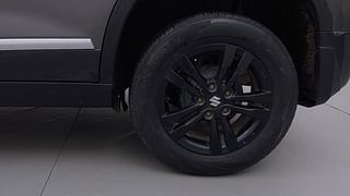 Used 2018 maruti-suzuki Vitara Brezza ZDi AGS Diesel Automatic tyres LEFT REAR TYRE RIM VIEW