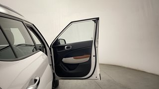 Used 2023 Hyundai Venue SX (O) 1.5 CRDi Diesel Manual interior RIGHT FRONT DOOR OPEN VIEW