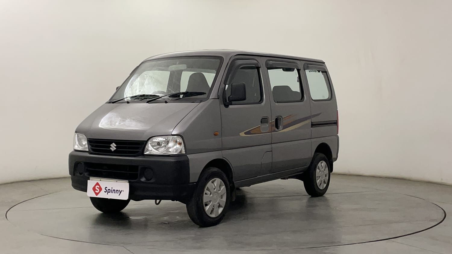 Maruti Suzuki Eeco | Vroom-wheel