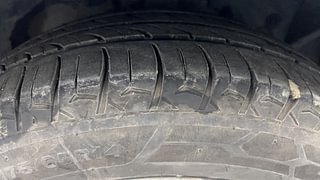 Used 2018 Ford Figo Titanium1.5 TDCi Diesel Manual tyres RIGHT FRONT TYRE TREAD VIEW