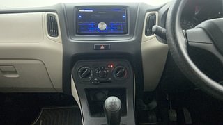 Used 2022 Maruti Suzuki Wagon R 1.0 LXI CNG Petrol+cng Manual interior MUSIC SYSTEM & AC CONTROL VIEW