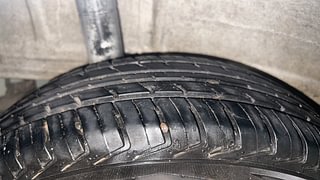 Used 2022 Maruti Suzuki Wagon R 1.0 LXI CNG Petrol+cng Manual tyres RIGHT REAR TYRE TREAD VIEW