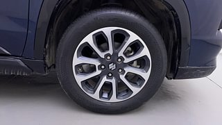 Used 2023 Maruti Suzuki Grand Vitara Alpha Plus Intelligent Hybrid eCVT Hybrid Automatic tyres RIGHT FRONT TYRE RIM VIEW
