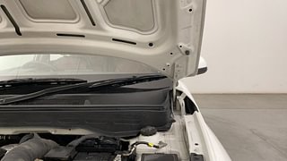 Used 2023 Hyundai Venue SX (O) 1.5 CRDi Diesel Manual engine ENGINE LEFT SIDE HINGE & APRON VIEW