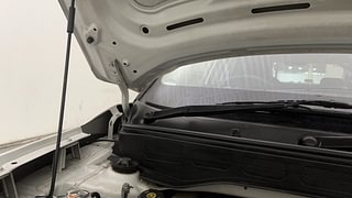 Used 2020 Hyundai Venue SX 1.0  Turbo Petrol Manual engine ENGINE RIGHT SIDE HINGE & APRON VIEW