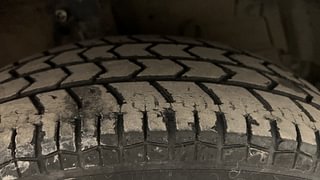 Used 2014 Maruti Suzuki Swift Dzire VXI Petrol Manual tyres RIGHT FRONT TYRE TREAD VIEW