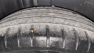 Used 2019 Maruti Suzuki Ciaz Alpha Petrol Petrol Manual tyres RIGHT REAR TYRE TREAD VIEW