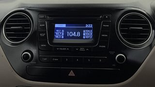 Used 2014 Hyundai Xcent SX 1.2 (O) Petrol Manual top_features Integrated (in-dash) music system