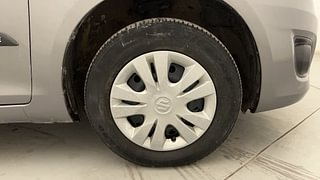 Used 2014 Maruti Suzuki Swift Dzire VXI Petrol Manual tyres RIGHT FRONT TYRE RIM VIEW