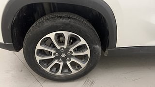 Used 2023 Maruti Suzuki Grand Vitara Alpha Smart Hybrid Petrol Manual tyres RIGHT REAR TYRE RIM VIEW