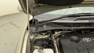 Used 2012 Toyota Corolla Altis 1.8 G Petrol Manual engine ENGINE RIGHT SIDE HINGE & APRON VIEW
