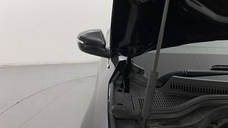 Used 2022 Mahindra XUV700 AX 5 Petrol MT 7 STR Petrol Manual engine ENGINE RIGHT SIDE HINGE & APRON VIEW
