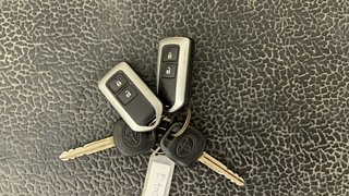 Used 2012 Toyota Corolla Altis 1.8 G Petrol Manual extra CAR KEY VIEW