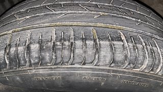 Used 2022 Hyundai Venue SX 1.0 Turbo iMT Petrol Manual tyres LEFT FRONT TYRE TREAD VIEW