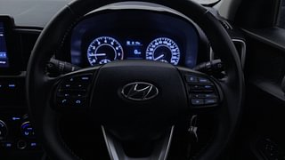 Used 2022 Hyundai Venue SX 1.0 Turbo iMT Petrol Manual top_features Airbags