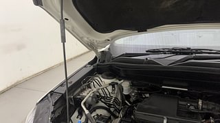 Used 2023 Maruti Suzuki Grand Vitara Alpha Smart Hybrid Petrol Manual engine ENGINE RIGHT SIDE HINGE & APRON VIEW