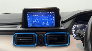 Used 2022 Tata Punch Creative AMT Dual Tone Petrol Automatic top_features Integrated (in-dash) music system