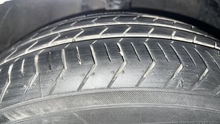 Used 2014 Hyundai Xcent SX 1.2 (O) Petrol Manual tyres RIGHT FRONT TYRE TREAD VIEW