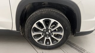 Used 2023 Maruti Suzuki Grand Vitara Alpha Smart Hybrid Petrol Manual tyres RIGHT FRONT TYRE RIM VIEW