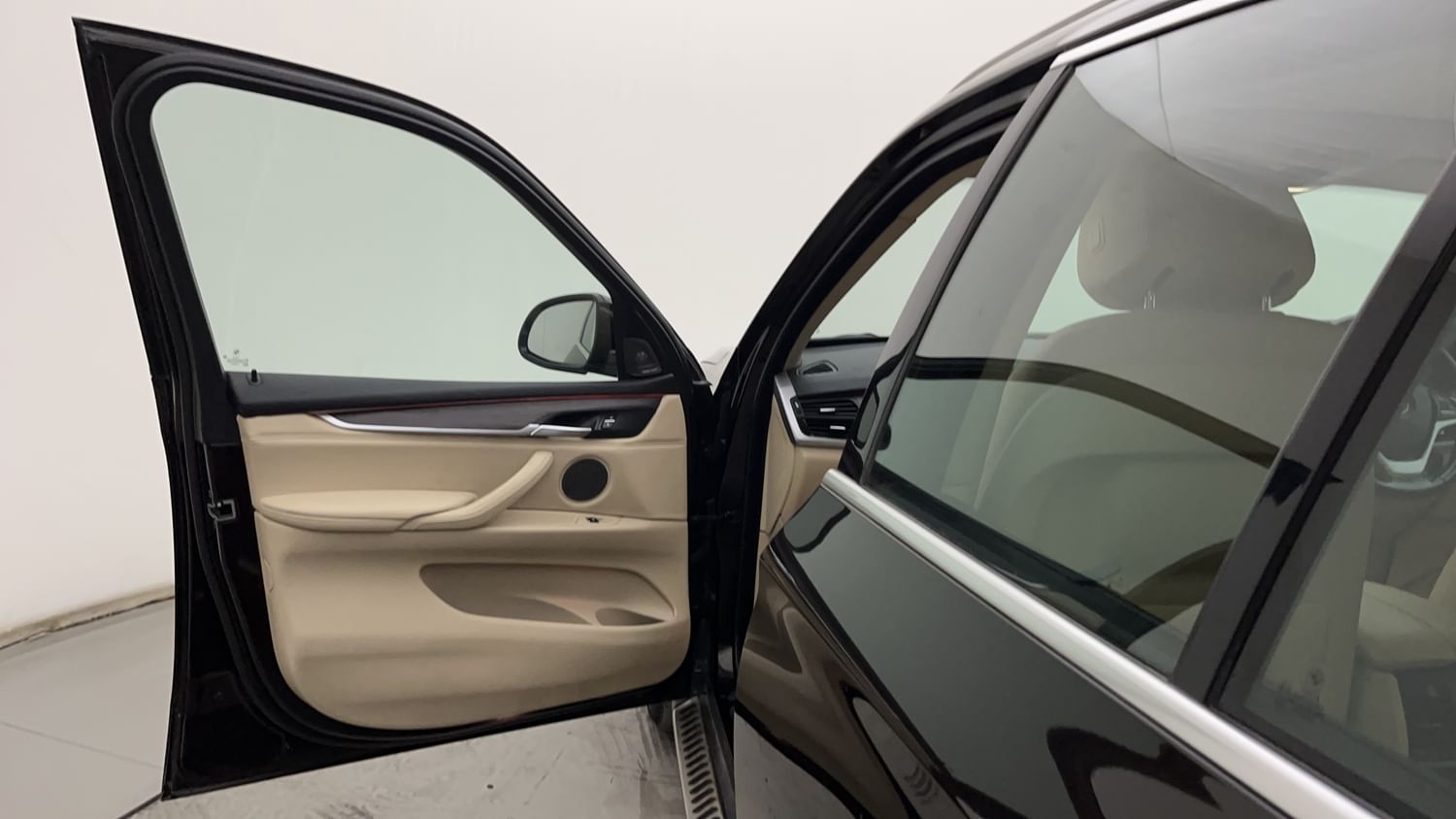 New BMW X5 interior LEFT FRONT DOOR OPEN VIEW