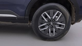 Used 2022 Hyundai Venue SX 1.0 Turbo iMT Petrol Manual tyres LEFT REAR TYRE RIM VIEW