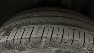 Used 2015 volkswagen Vento 1.5L Highline Diesel AT Diesel Automatic tyres LEFT REAR TYRE TREAD VIEW