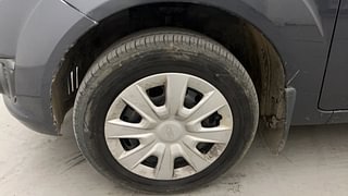 Used 2013 Ford Figo Duratorq Diesel ZXI 1.4 Diesel Manual tyres LEFT FRONT TYRE RIM VIEW