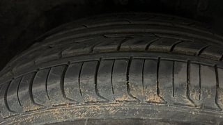 Used 2013 Ford Figo Duratorq Diesel ZXI 1.4 Diesel Manual tyres RIGHT FRONT TYRE TREAD VIEW