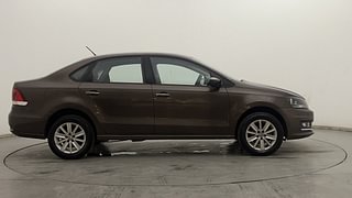 Used 2015 volkswagen Vento 1.5L Highline Diesel AT Diesel Automatic exterior RIGHT SIDE VIEW