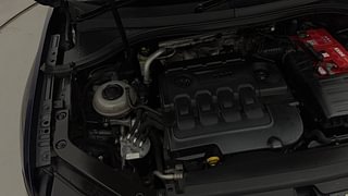 Used 2019 Volkswagen Tiguan Comfortline TDI Diesel Automatic engine ENGINE RIGHT SIDE VIEW
