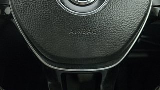 Used 2019 Volkswagen Tiguan Comfortline TDI Diesel Automatic top_features Airbags
