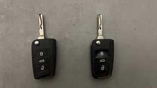 Used 2019 Volkswagen Tiguan Comfortline TDI Diesel Automatic extra CAR KEY VIEW