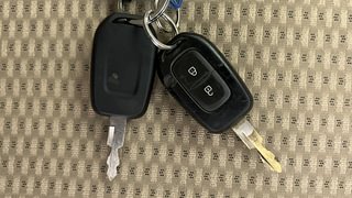 Used 2019 Renault Kwid RXT Opt Petrol Manual extra CAR KEY VIEW