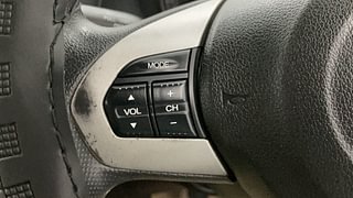 Used 2015 Honda Amaze 1.2 S i-VTEC Petrol Manual top_features Steering mounted controls